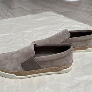 VINCE   women's  suede loafers  . Size: 6. New in box
